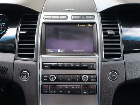 Used 2010 Ford Taurus Limited image 34