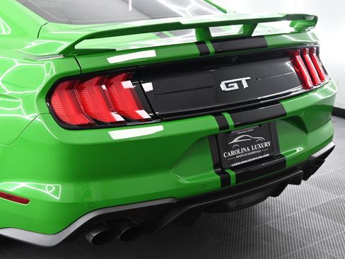 Used 2019 Ford Mustang GT Premium w/ GT Performance Package RWD image 12