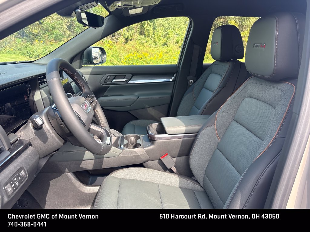 New 2027 GMC Terrain AT4 w/ Technology Package II AWD/4WD image 12