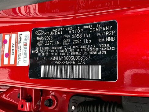 Used 2025 Hyundai Elantra Sport image 35
