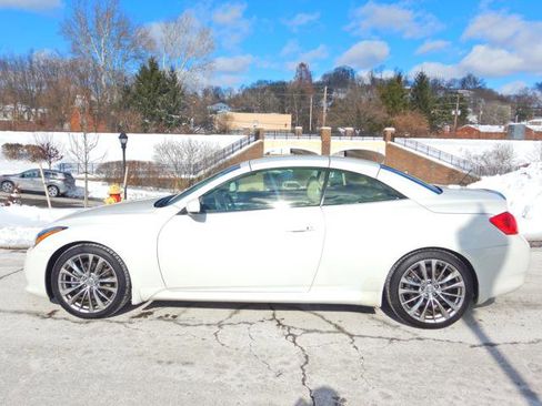 Used 2013 INFINITI G37 Base w/ Premium Pkg image 9