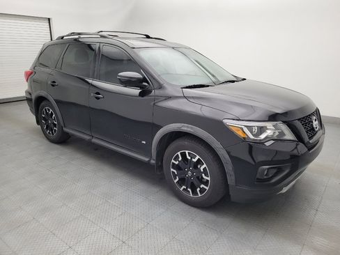 Used 2020 Nissan Pathfinder SL FWD image 11