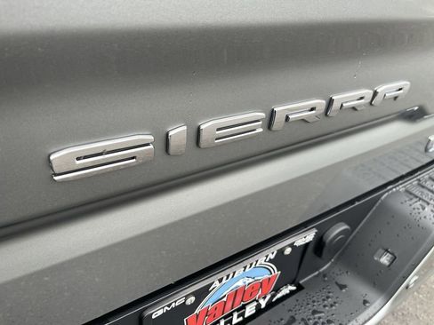 New 2026 GMC Sierra 1500 Elevation w/ Elevation Premium Package AWD/4WD image 33