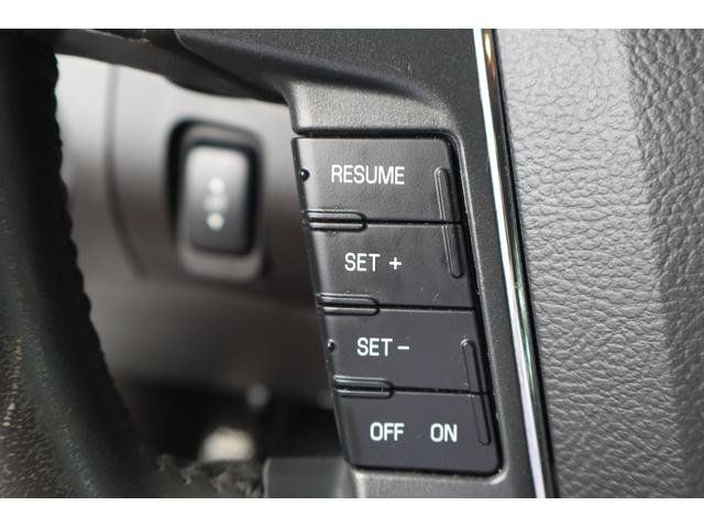 Used 2012 Ford Taurus SEL FWD image 10