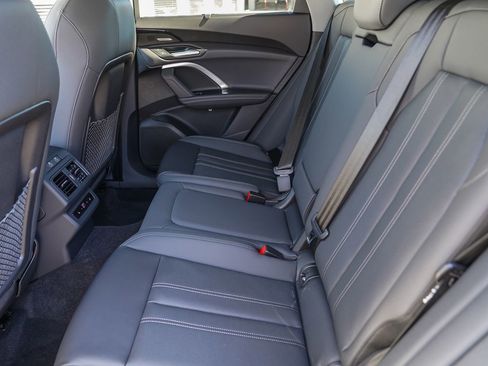 New 2025 Audi Q5 Prestige AWD/4WD image 16