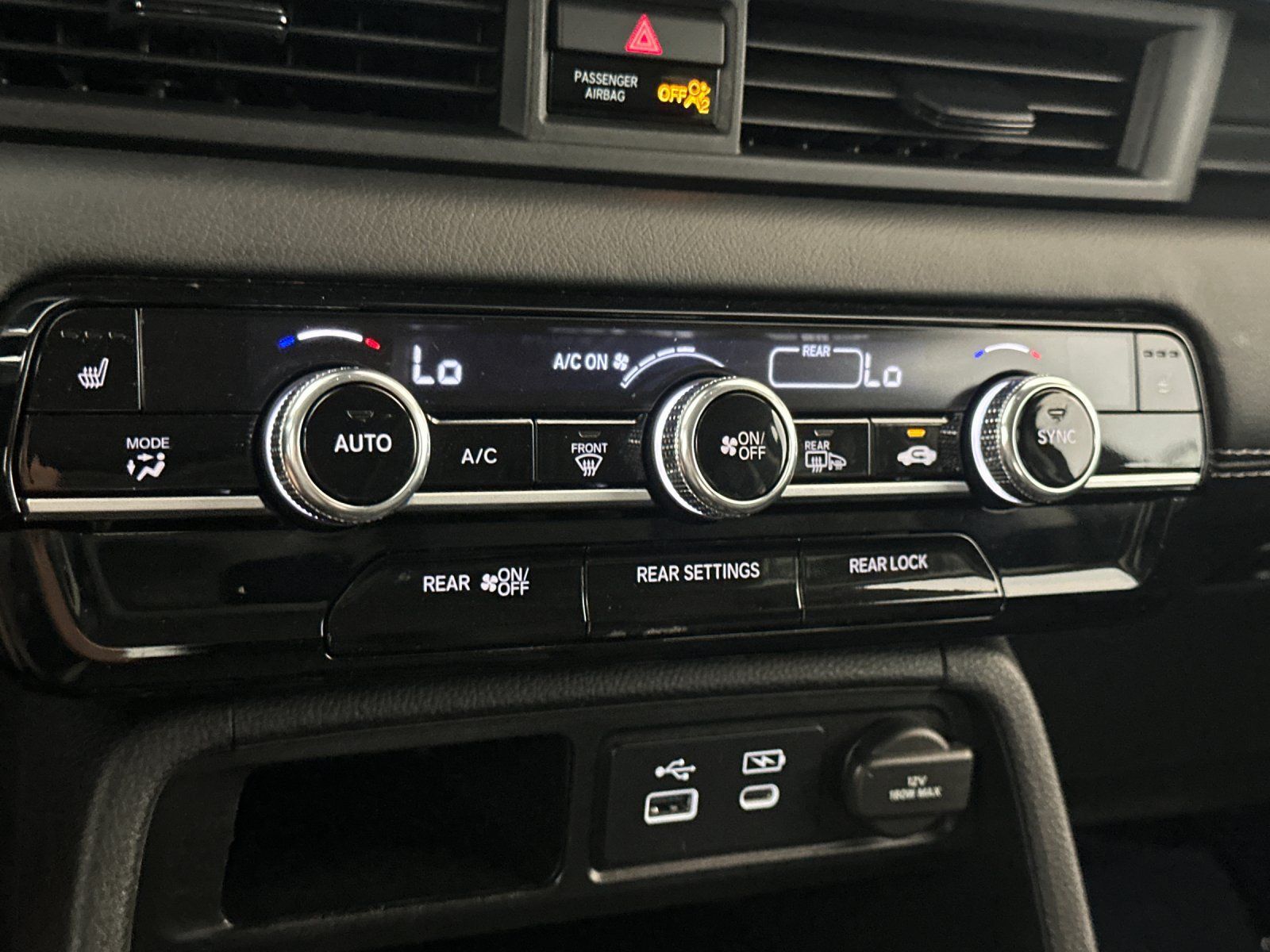 Used 2025 Honda Pilot Touring image 21