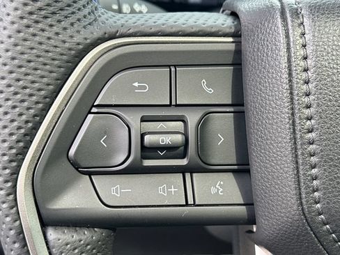 Used 2026 Toyota Tundra Platinum w/ TRD Off-Road Package AWD/4WD image 18