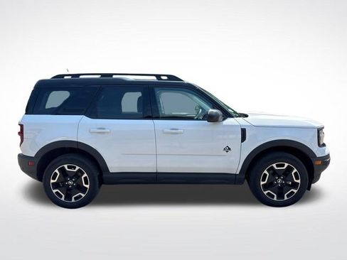 Used 2023 Ford Bronco Sport Outer Banks w/ Tech Package AWD/4WD image 7