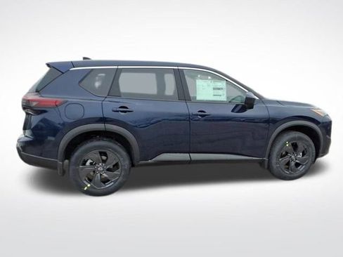 New 2026 Nissan Rogue SV image 8