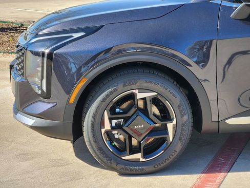New 2026 Kia Sportage EX FWD image 5