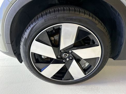 Certified 2023 Volvo C40 P8 Recharge Ultimate AWD/4WD image 8
