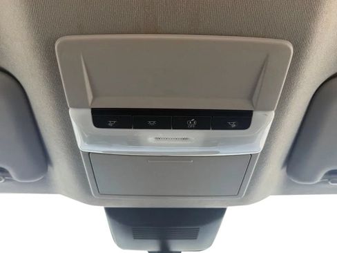 Used 2024 Nissan Sentra SR w/ Lighting Package FWD image 21