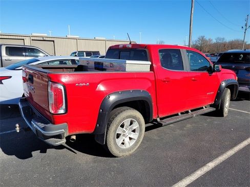 Used 2018 GMC Canyon SLE w/ SLE Convenience Package image 3