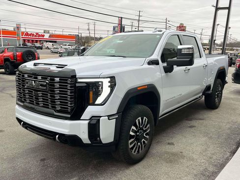 Certified 2026 GMC Sierra 2500 Denali Ultimate w/ Max Trailering Package image 7