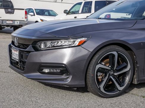 Used 2020 Honda Accord Sport image 10