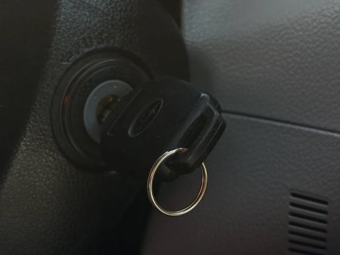 Used 2014 Subaru Forester 2.5i AWD/4WD image 24