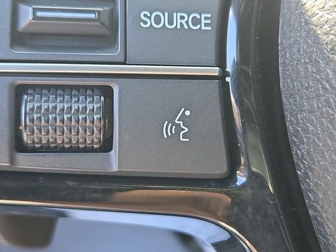 Used 2025 Honda Civic Sport image 26