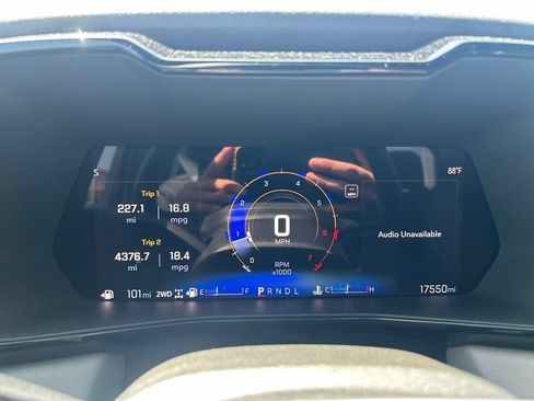 Used 2025 Chevrolet Colorado ZR2 w/ Technology Package AWD/4WD image 26