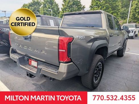 Certified 2024 Toyota Tacoma TRD Off-Road AWD/4WD image 3