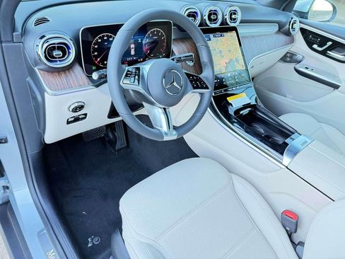 New 2026 Mercedes-Benz GLC 300 image 9