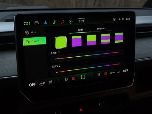 Used 2025 Volkswagen ID. Buzz Pro S image 54