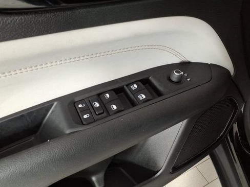 Used 2024 Jeep Compass Limited AWD/4WD image 14