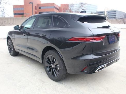 New 2026 Jaguar F-PACE R-Dynamic S image 11