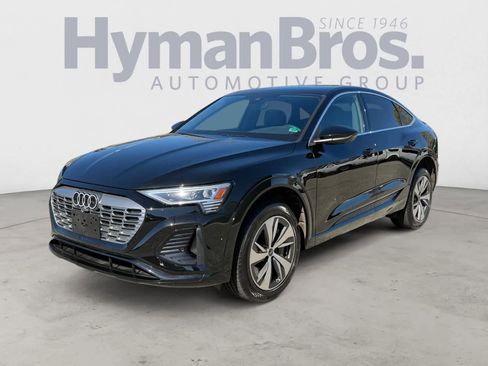 Used 2024 Audi Q8 e-tron Premium Plus w/ Premium Plus Package image 8
