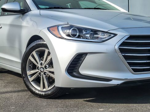 Used 2018 Hyundai Elantra SEL FWD image 3
