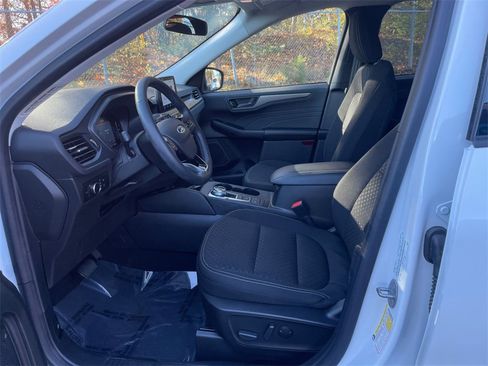 Used 2023 Ford Escape Active image 13