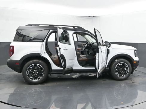 New 2025 Ford Bronco Sport Outer Banks w/ Outer Banks Tech Package+ image 59