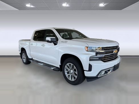 Used 2022 Chevrolet Silverado 1500 High Country w/ Z71 Off-Road Package AWD/4WD image 7
