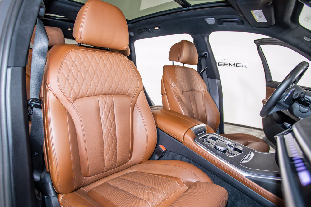 Used 2024 BMW X7 M60i AWD/4WD image 19