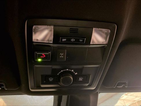 Used 2021 Toyota Tacoma TRD Off-Road image 35