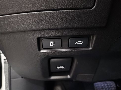 Certified 2025 Lexus ES 300h Ultra Luxury w/ Accessory Package (Z2) image 27