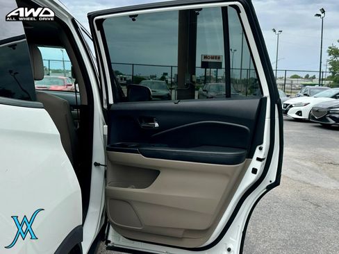 Used 2018 Honda Pilot Elite image 25