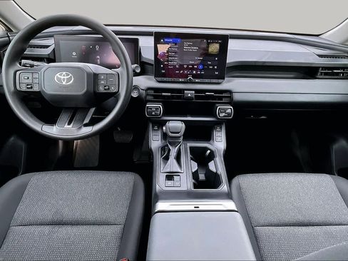 Used 2026 Toyota RAV4 LE AWD/4WD image 14