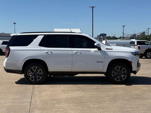 Used 2023 Chevrolet Tahoe Z71 w/ Z71 Off-Road Package AWD/4WD image 2
