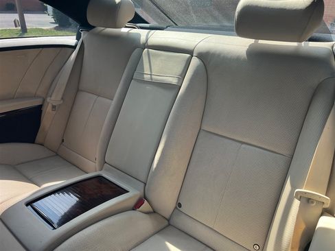 Used 2012 Mercedes-Benz CL 550 4MATIC image 20