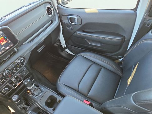 Used 2024 Jeep Wrangler Sahara w/ Technology Group image 20