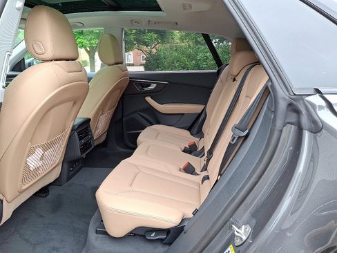 New 2025 Audi Q8 Premium Plus image 6