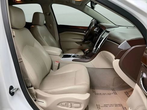 Used 2016 Cadillac SRX Luxury w/ Driver Awareness Package FWD image 14