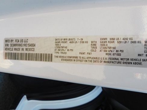 Used 2024 RAM ProMaster 3500 w/ Convenience Group image 20