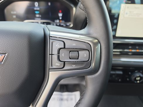 Used 2024 Chevrolet Silverado 1500 LT AWD/4WD image 36