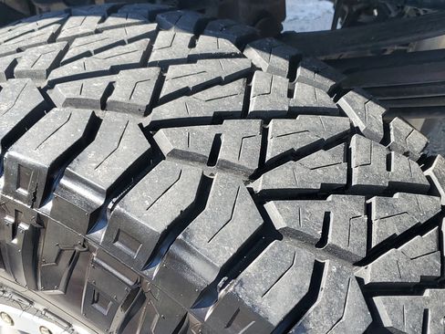 Used 2017 Ford F250 Lariat w/ Lariat Ultimate Package image 38