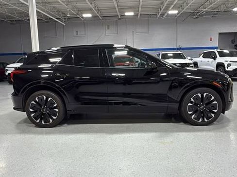 Used 2024 Chevrolet Blazer EV RS image 3