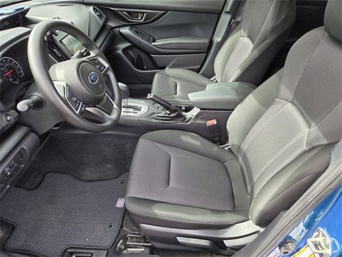 Used 2017 Subaru Impreza 2.0i Premium image 10