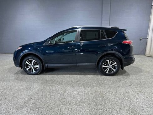 Used 2017 Toyota RAV4 XLE w/ Plus Extra Value Package AWD/4WD image 6