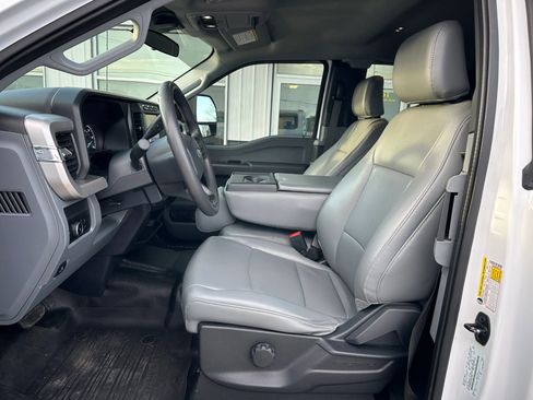 Used 2023 Ford F350 XL w/ Snow Plow Prep Package image 12