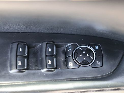 Used 2023 Lincoln Nautilus Reserve AWD/4WD image 22